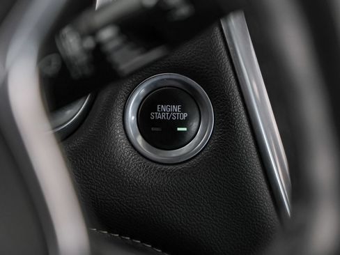 Used 2022 Chevrolet Traverse Premier w/ Redline Edition FWD image 23