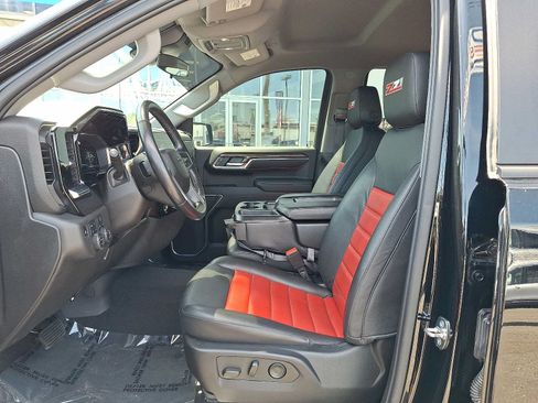 Used 2022 Chevrolet Silverado 1500 LT Trail Boss AWD/4WD image 14