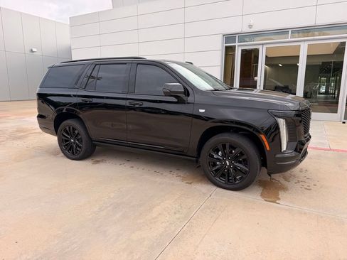 Used 2026 Cadillac Escalade Sport AWD/4WD image 2