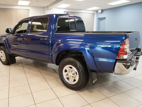 Used 2015 Toyota Tacoma 4x4 Double Cab w/ SR5 Package image 7