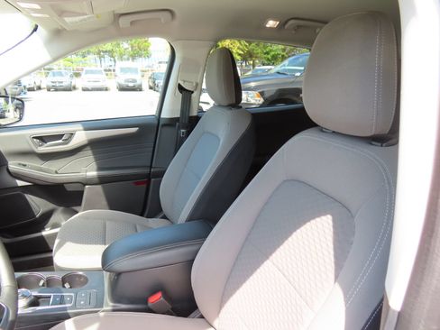 Used 2022 Ford Escape SE w/ Convenience Package FWD image 26