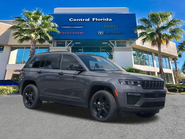 Used 2026 Jeep Grand Cherokee Limited w/ Limited Altitude Package AWD/4WD image 2