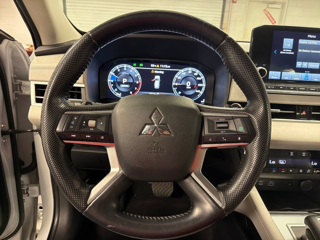Used 2022 Mitsubishi Outlander SEL AWD/4WD image 27