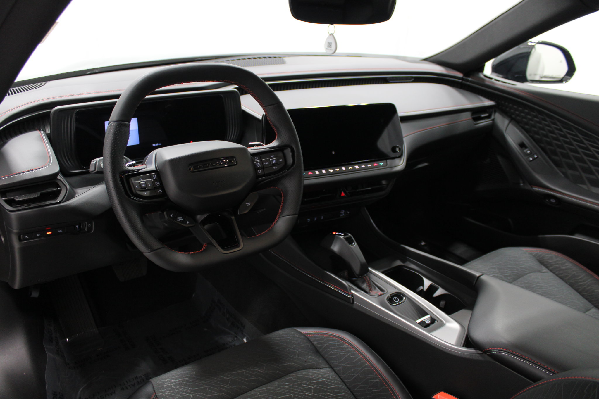 Used 2025 Dodge Charger Daytona R/T w/ Quick Order Package 25M R/T AWD/4WD image 12