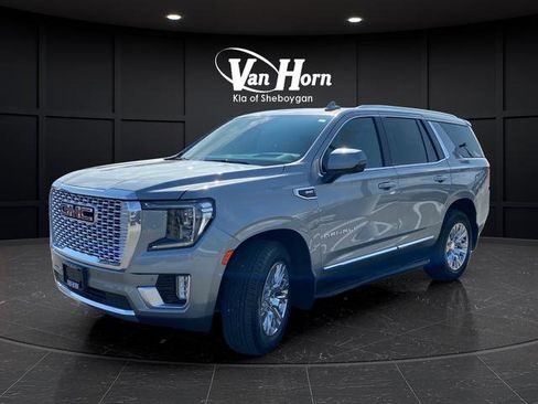 Used 2023 GMC Yukon Denali AWD/4WD image 3