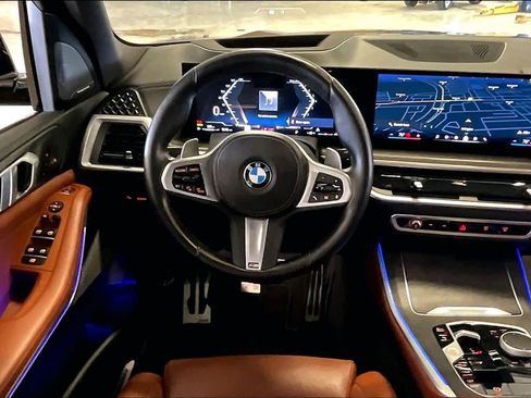 Certified 2024 BMW X5 xDrive40i w/ M Sport Package image 6