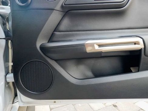 Used 2020 Ford Mustang Shelby GT500 w/ Technology Package image 77