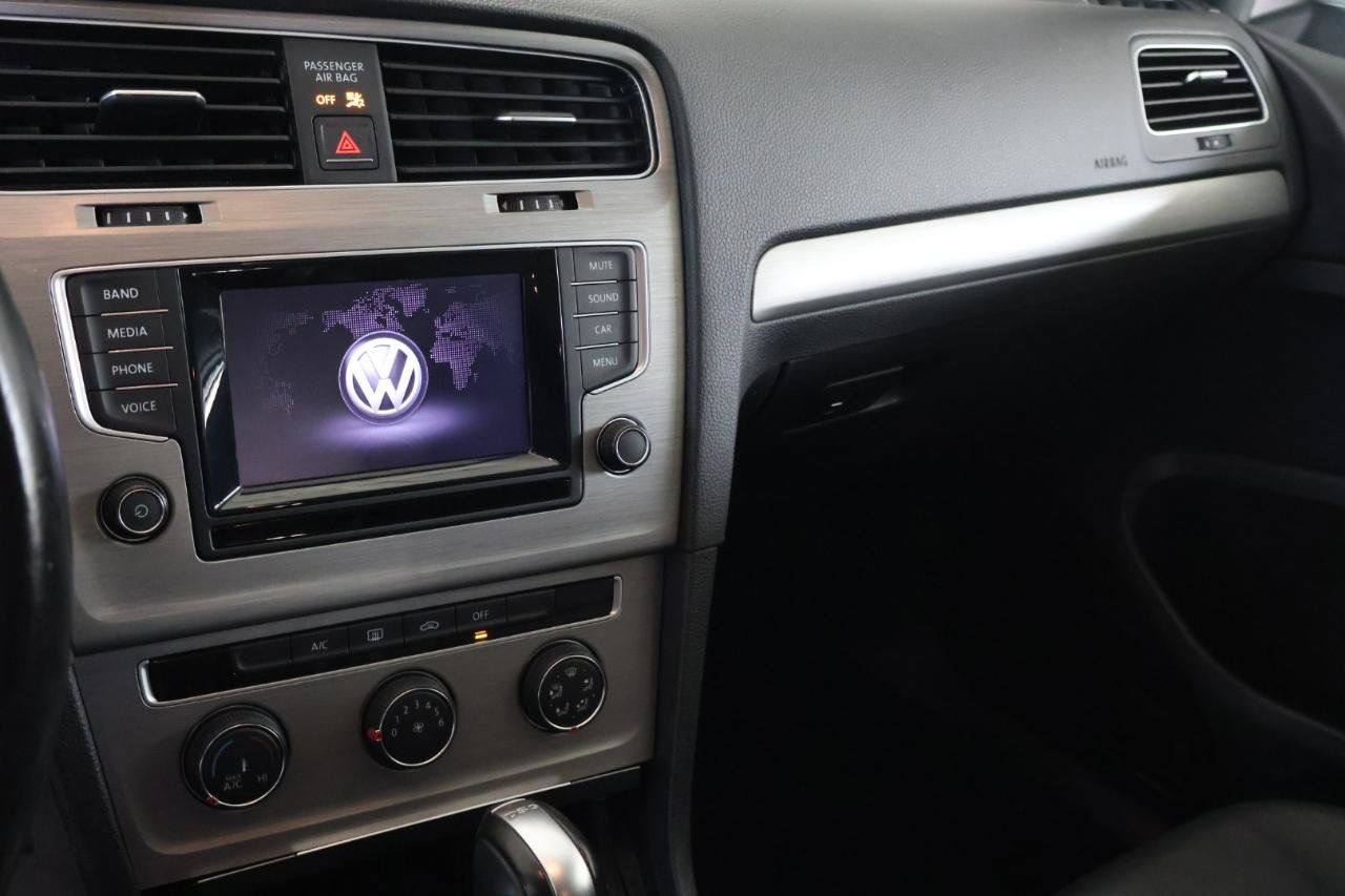 Used 2015 Volkswagen Golf TDI SEL FWD image 19