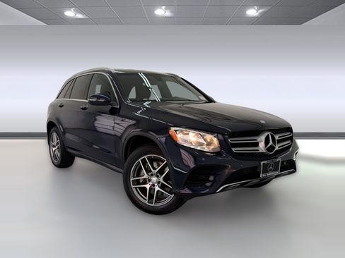 Used 2017 Mercedes-Benz GLC 300 image 6