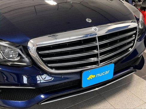Used 2018 Mercedes-Benz E 400 4MATIC Wagon image 32