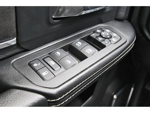 Used 2025 RAM 2500 Laramie image 18