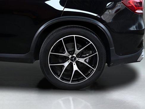 Used 2021 Mercedes-Benz GLC 43 AMG 4MATIC w/ Multimedia Package image 10