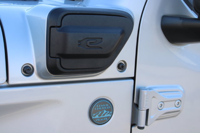 Used 2024 Jeep Wrangler Unlimited Rubicon 4xe AWD/4WD image 9