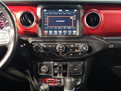 Used 2021 Jeep Wrangler Unlimited Rubicon AWD/4WD image 16
