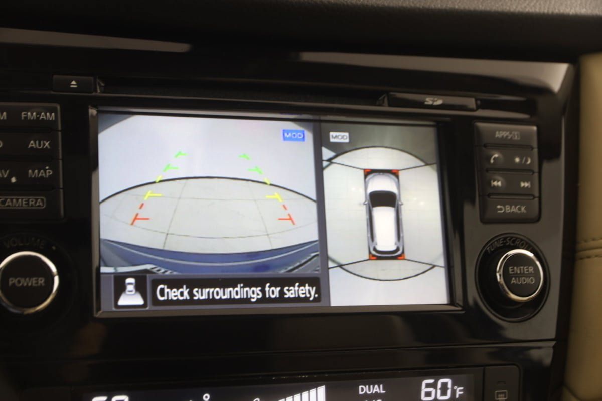 Used 2017 Nissan Rogue SL w/ SL Premium Package AWD/4WD image 11