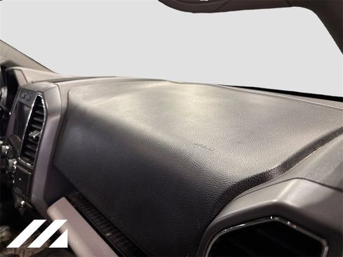 Used 2019 Ford F150 XLT w/ Equipment Group 302A Luxury image 28