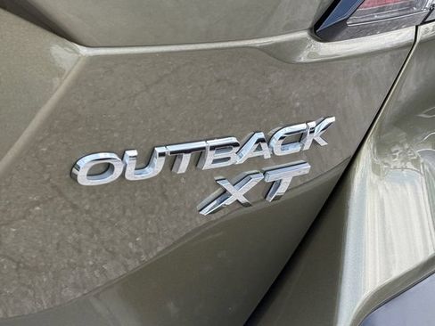 Used 2023 Subaru Outback Limited XT AWD/4WD image 9