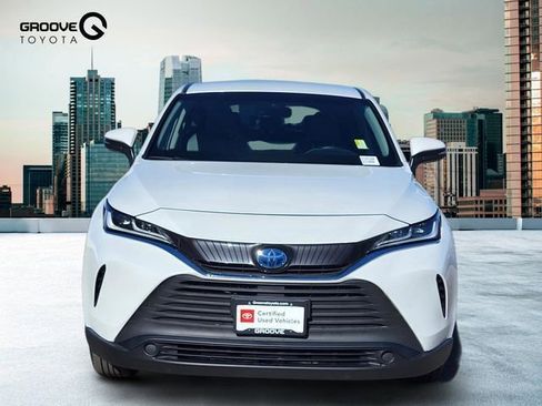 Used 2023 Toyota Venza LE image 9