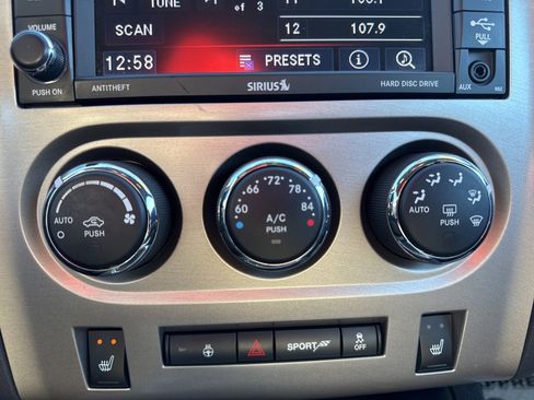 Used 2014 Dodge Challenger SRT8 image 17