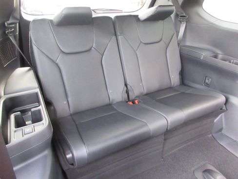 New 2025 Lexus TX 500h AWD image 15