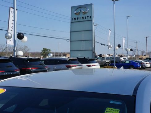 Used 2022 Toyota Corolla LE FWD image 24