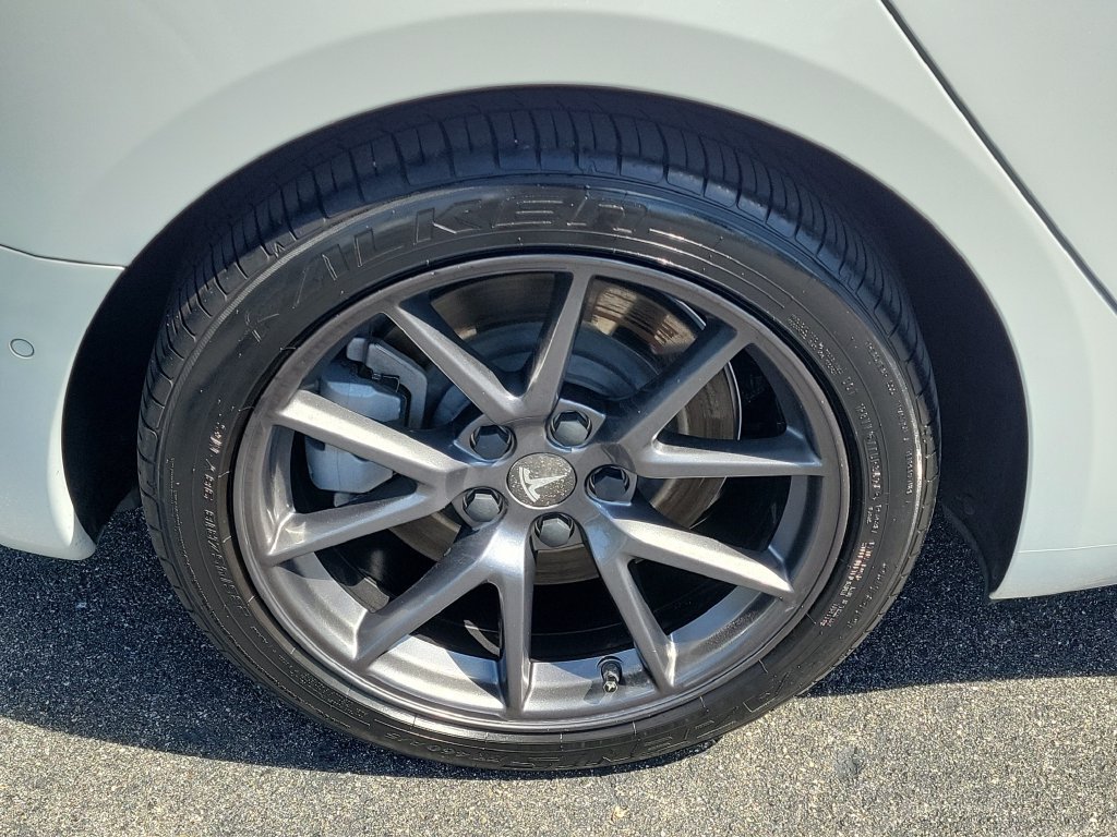 Used 2021 Tesla Model 3 Standard Range Plus RWD image 6