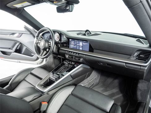 Certified 2020 Porsche 911 Carrera S RWD image 19