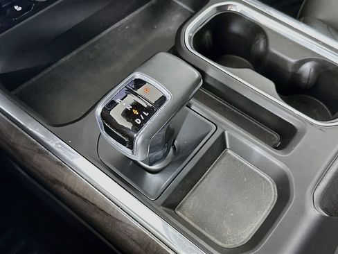 Used 2023 Chevrolet Silverado 1500 LTZ w/ Technology Package AWD/4WD image 17