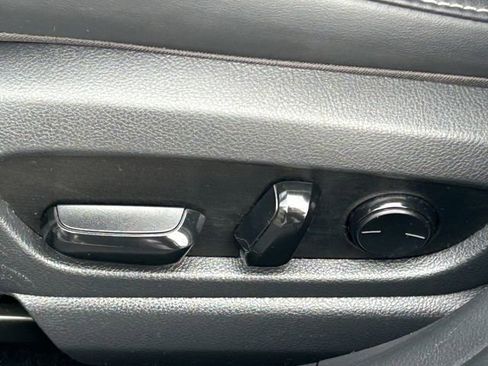 Used 2019 Lexus UX 200 w/ Accessory Package 2 FWD image 26