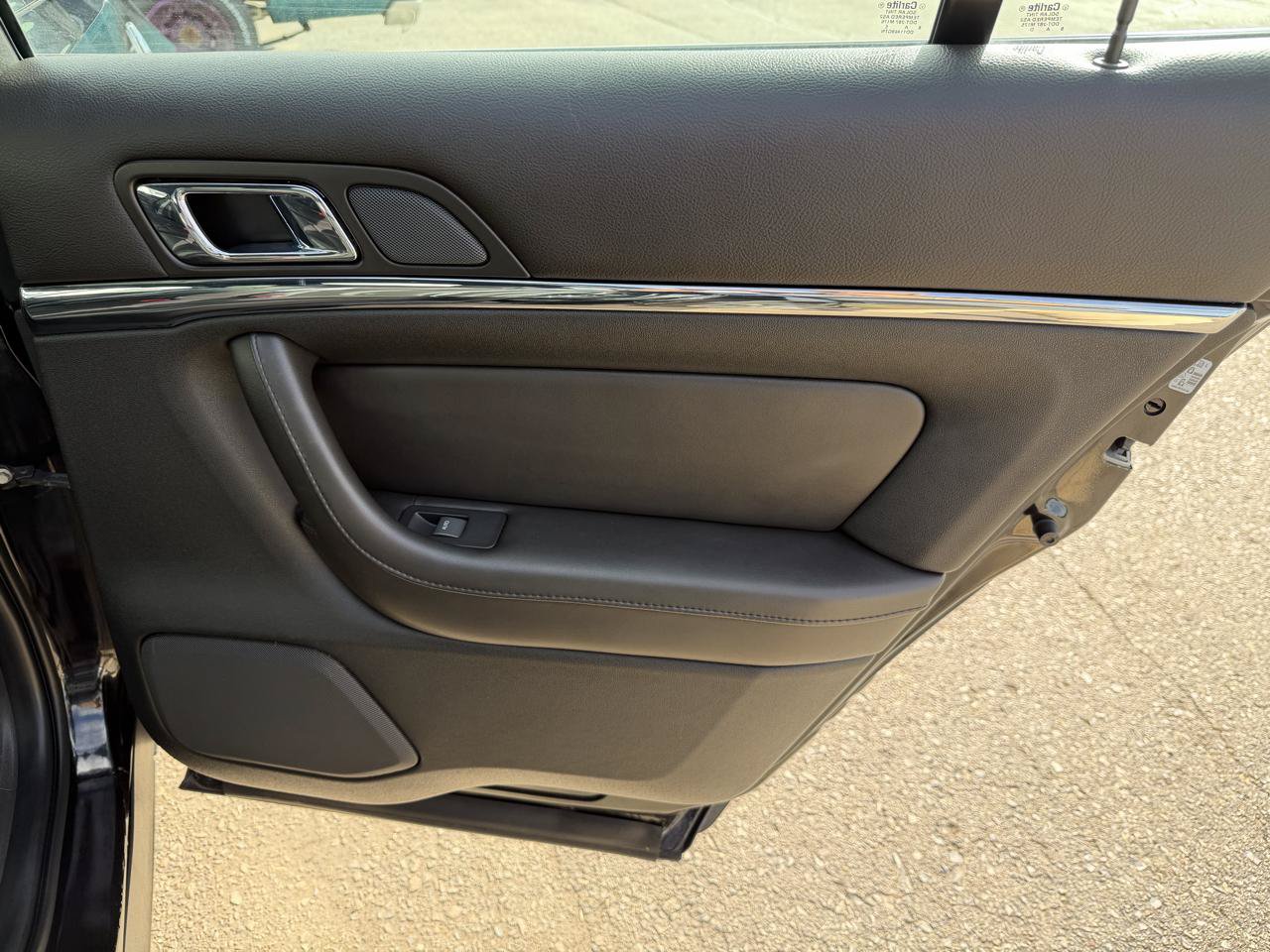 Used 2009 Lincoln MKS AWD image 17