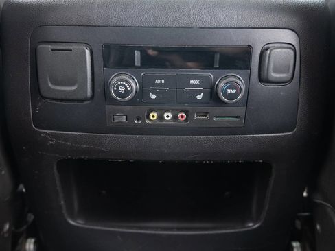 Used 2016 GMC Yukon XL Denali w/ Open Road Package image 32