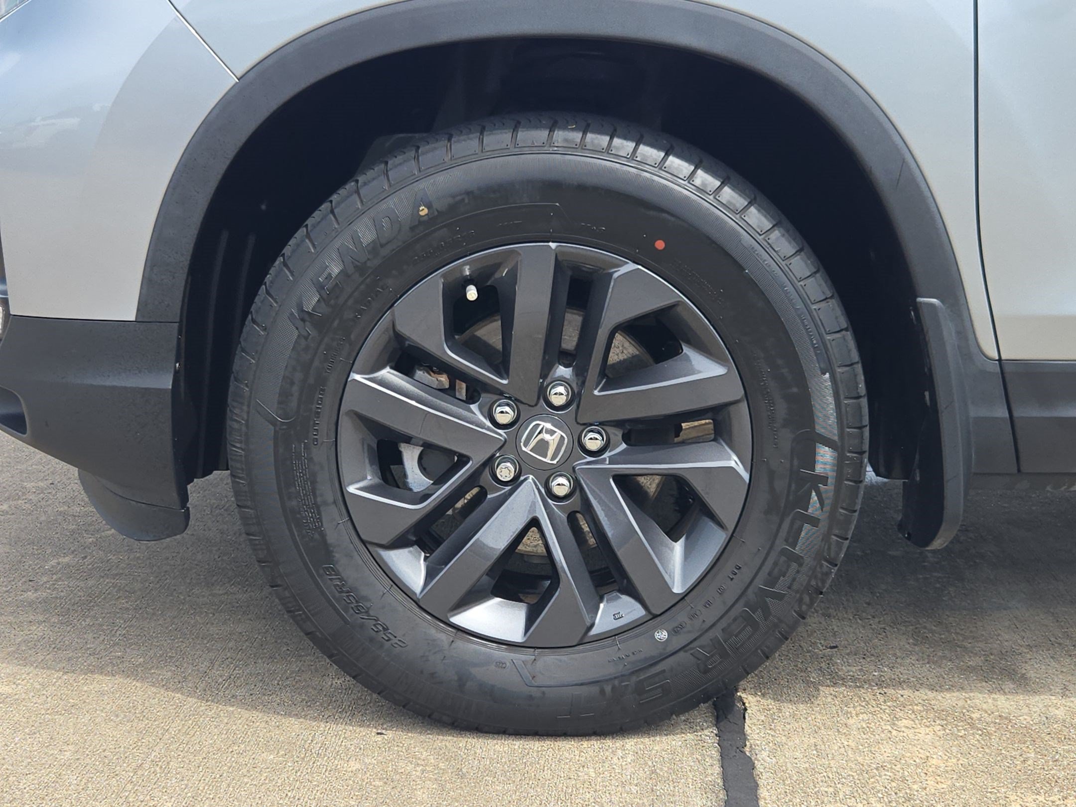 Used 2025 Honda Ridgeline Sport image 13