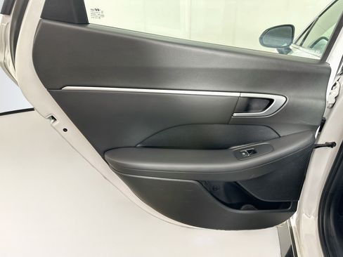 Used 2025 Hyundai Sonata SEL FWD image 25
