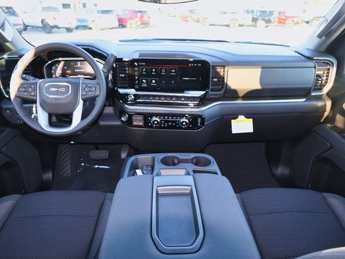 New 2026 GMC Sierra 1500 Elevation image 10