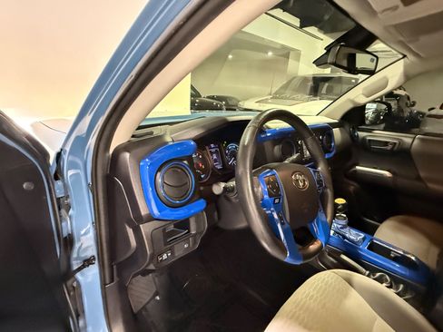 Used 2019 Toyota Tacoma SR5 image 25