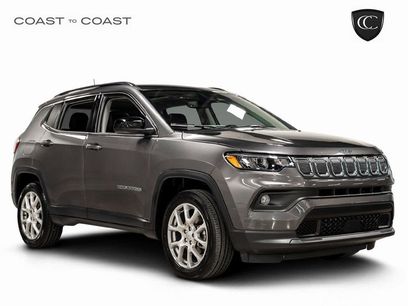 Used 2022 Jeep Compass Latitude w/ Sun and Sound Group