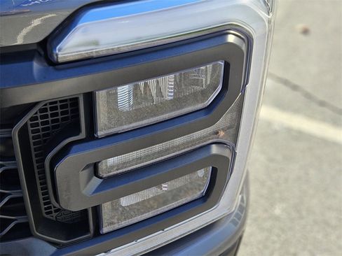 Used 2023 Ford F250 Lariat w/ Sport Appearance Package image 9