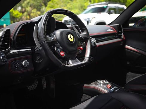 Certified 2011 Ferrari 458 Italia Coupe RWD image 39