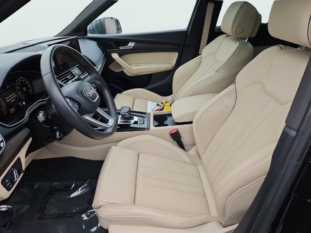 Certified 2024 Audi Q5 2.0T Premium Plus AWD/4WD image 35