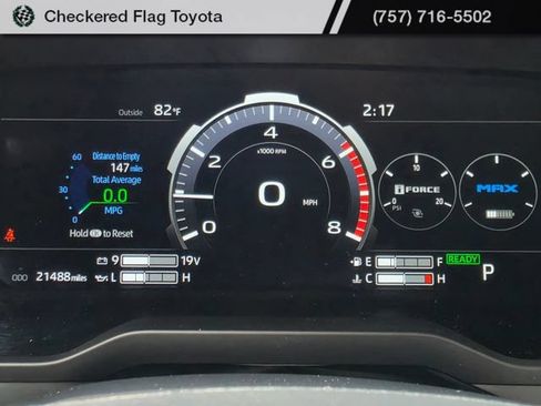 Used 2024 Toyota Tundra Platinum AWD/4WD image 18