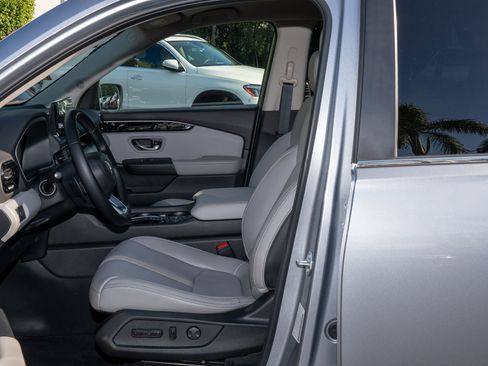 Certified 2023 Honda Pilot EX-L image 16