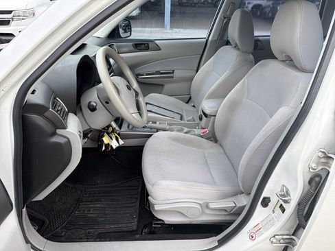 Used 2011 Subaru Forester 2.5X AWD/4WD image 10