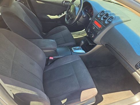 Used 2010 Nissan Altima 2.5 S FWD image 21