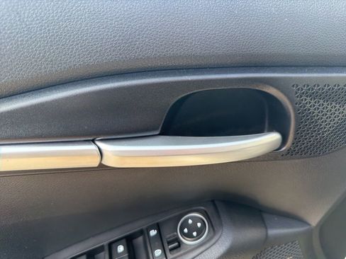 Used 2021 Kia Seltos LX image 14