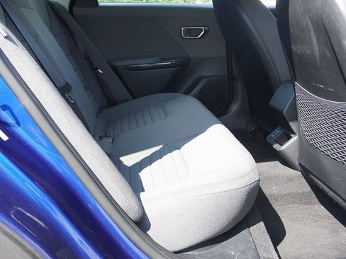 Certified 2025 Kia K4 EX FWD image 31