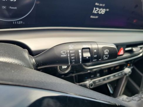 Used 2024 Kia Seltos S FWD image 26
