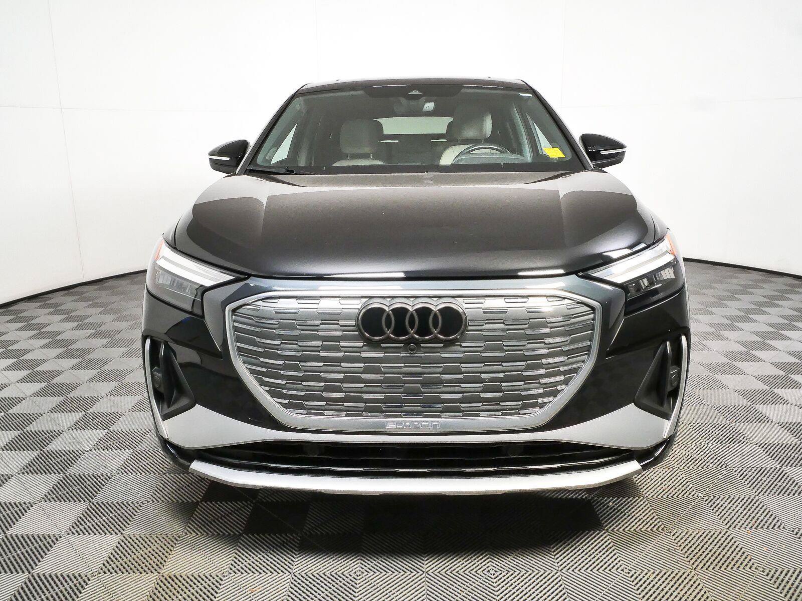 Used 2023 Audi Q4 e-tron Premium Plus w/ Premium Plus AWD/4WD image 37