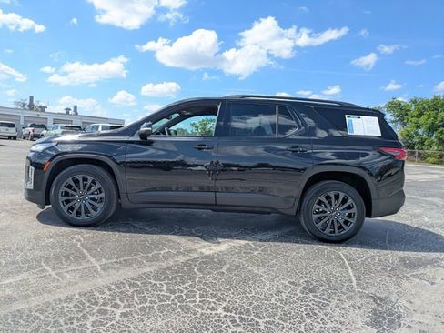 Certified 2023 Chevrolet Traverse RS image 4