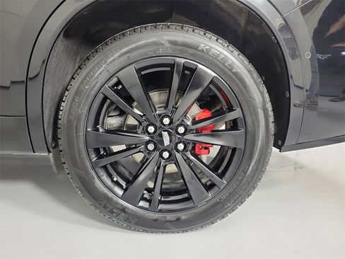 Certified 2023 Cadillac XT6 Premium Luxury w/ Technology Package image 10