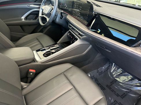 Used 2025 Audi Q5 Premium w/ Convenience Package AWD/4WD image 16